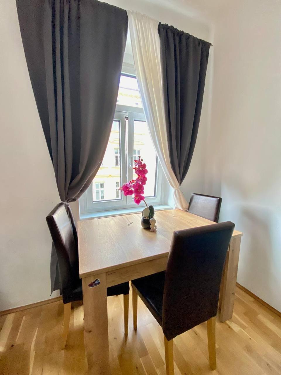Apartament Deluxe Studio In Josefstaedter Strasse Area *